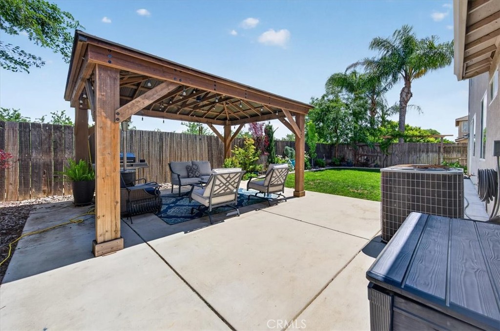 1955 Lemon, Madera, CA 93637