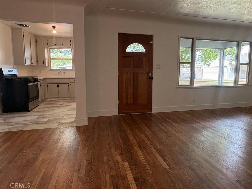 2408 Lilac Ct, Ceres, CA 95307