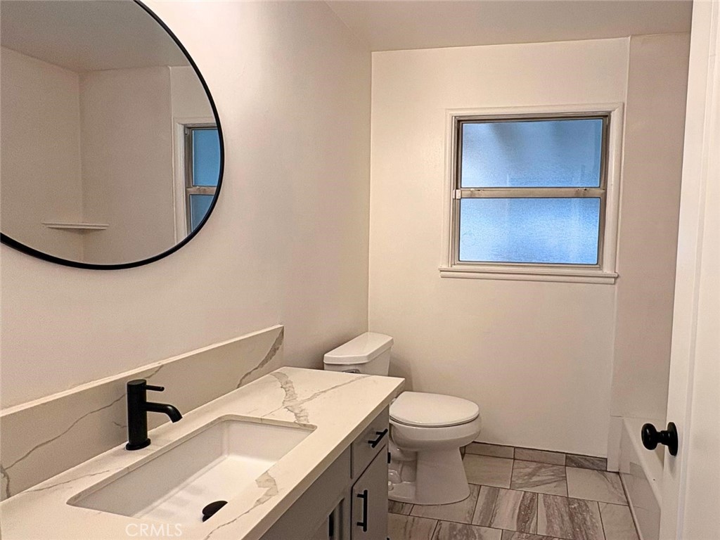 2408 Lilac Ct, Ceres, CA 95307