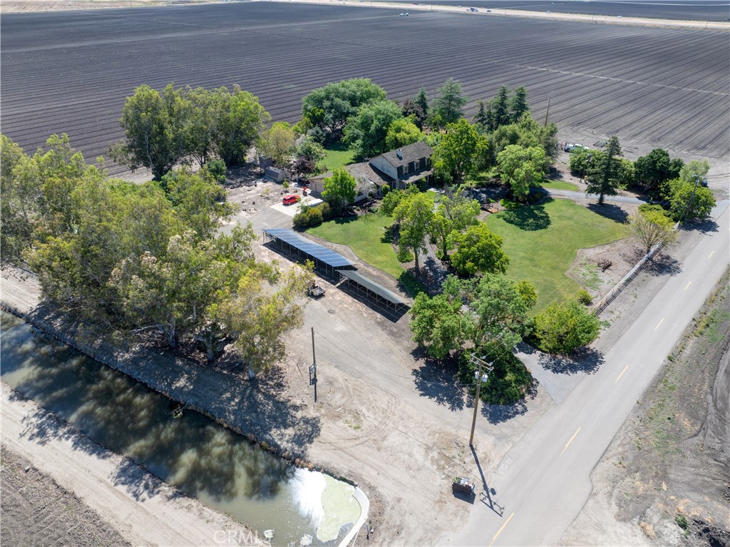 15686 Cozzi Ave, Dos Palos, CA 93620