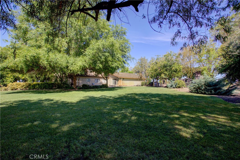 15686 Cozzi Ave, Dos Palos, CA 93620