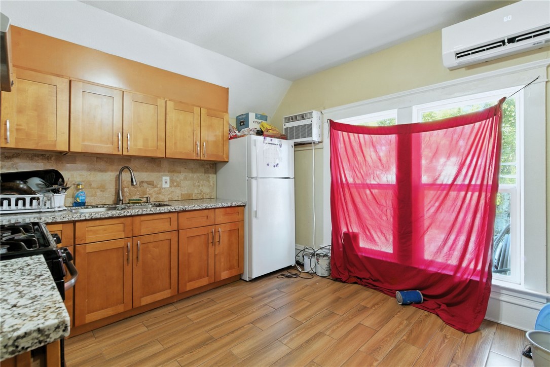 312 W Main, Turlock, CA 95380