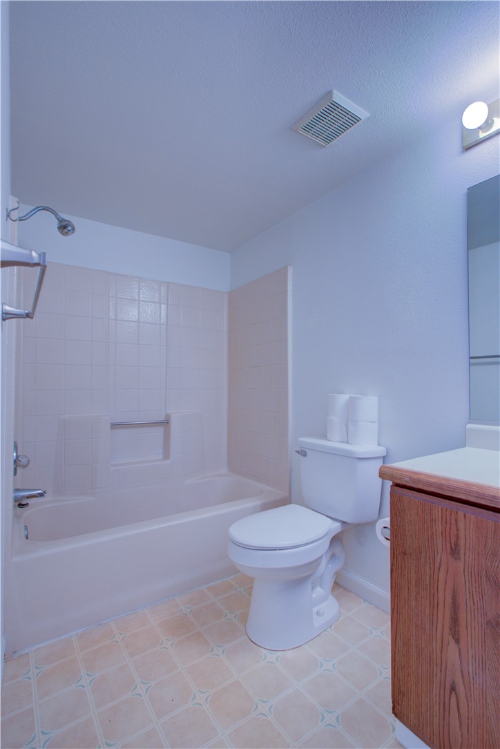 1247 Aspen, Merced, CA 95340