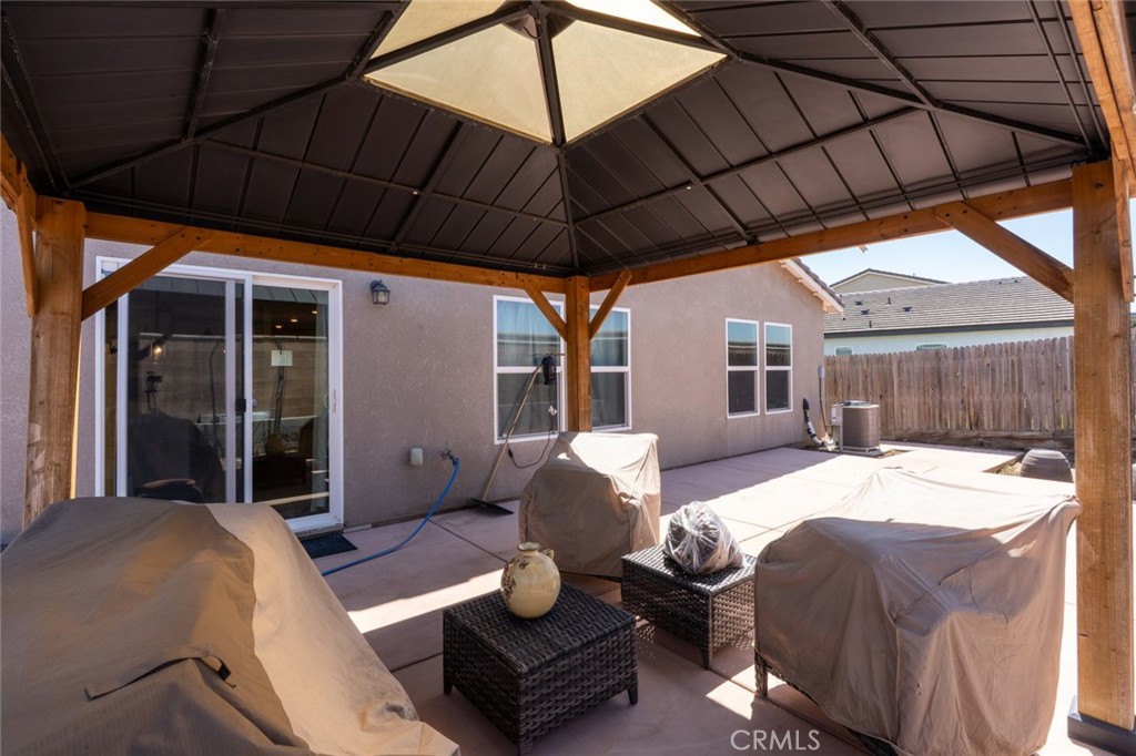 2005 Shasta, Atwater, CA 95301