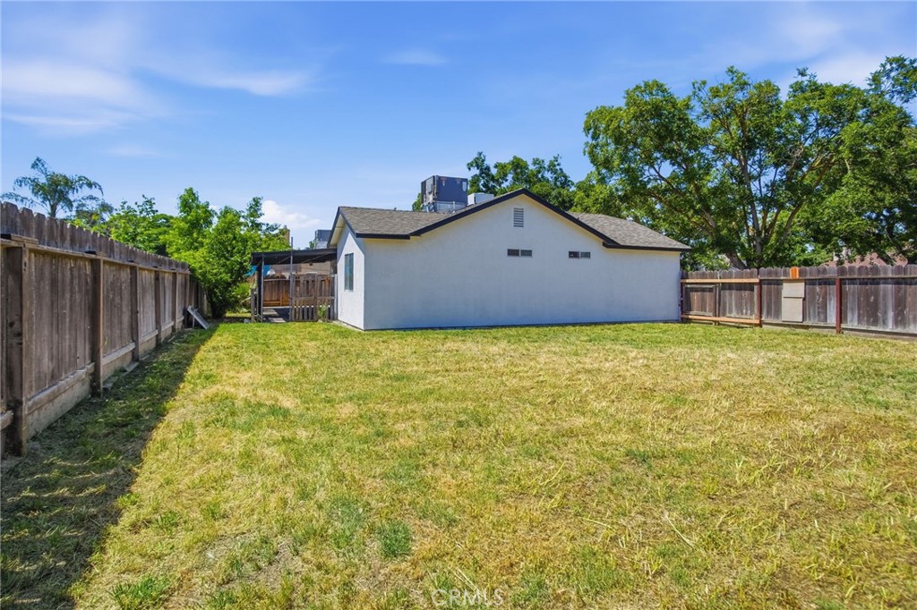 604 Seville Way, Merced, CA 95341