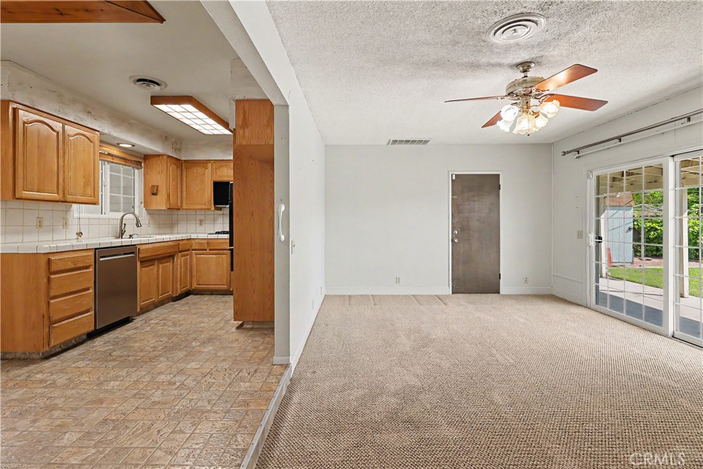 3058 El Capitan, Merced, CA 95340