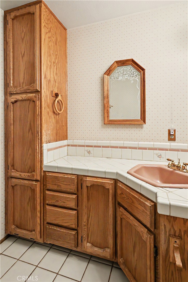 3058 El Capitan, Merced, CA 95340