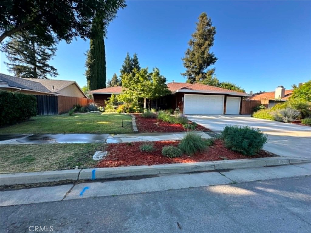 823 Rensselaer Dr, Merced, CA 95348