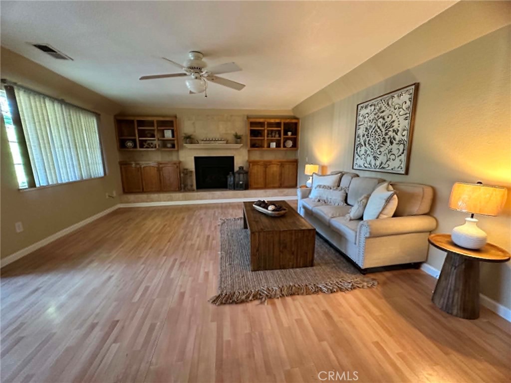 823 Rensselaer Dr, Merced, CA 95348