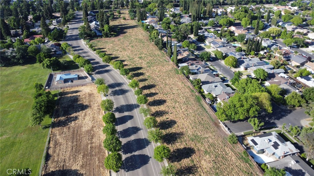 1800 E South Bear Creek Dr, Merced, CA 95340