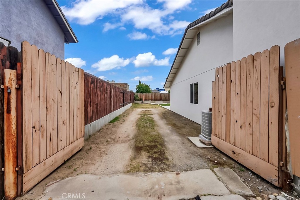 3716 Georgeann, Ceres, CA 95307