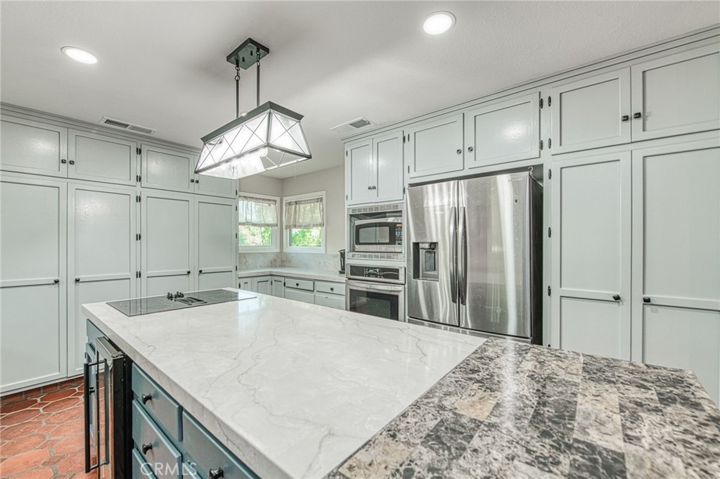 3389 E Olive, Merced, CA 95340