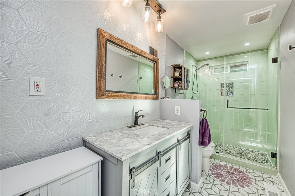 3389 E Olive, Merced, CA 95340