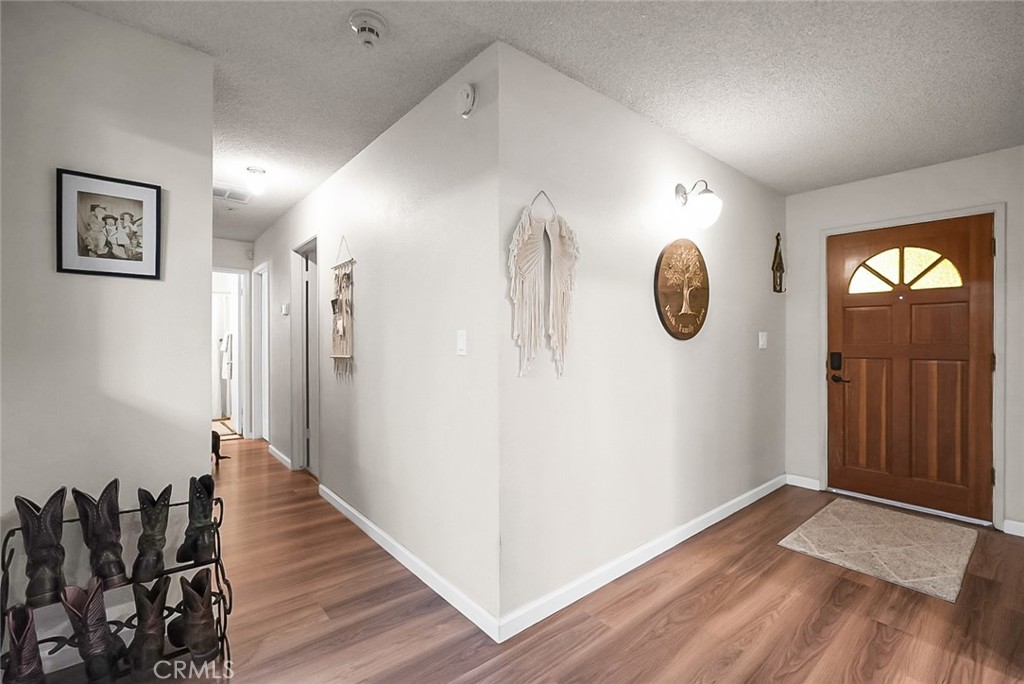 1213 E A, Oakdale, CA 95361