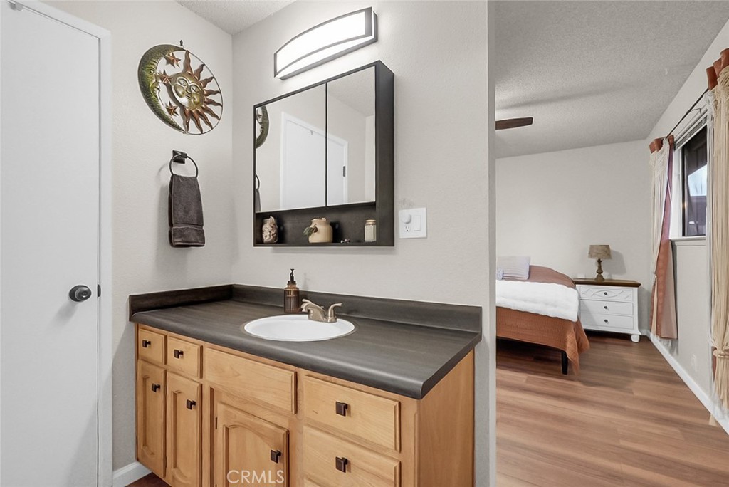 1213 E A, Oakdale, CA 95361