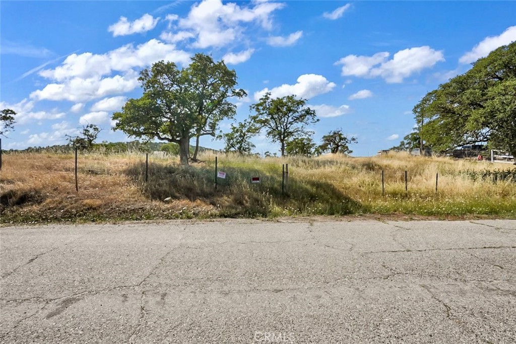 2480 Medina Ct, La Grange, CA 95329