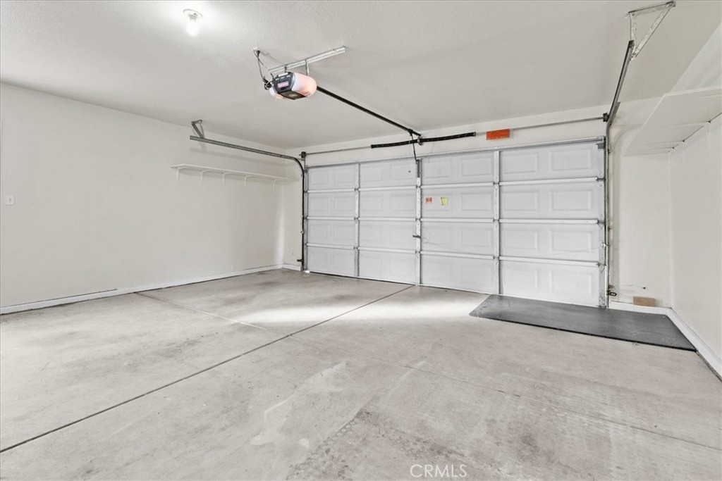 1986 Woodhaven Ct, Merced, CA 95340