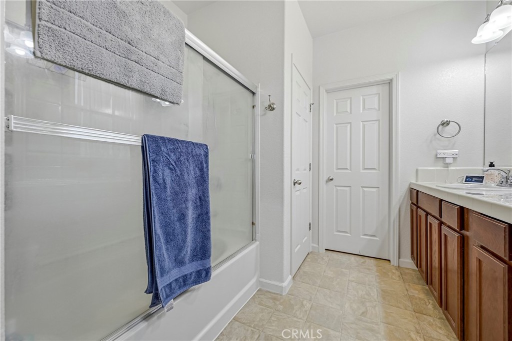 4324 Strathmore Pl, Merced, CA 95348