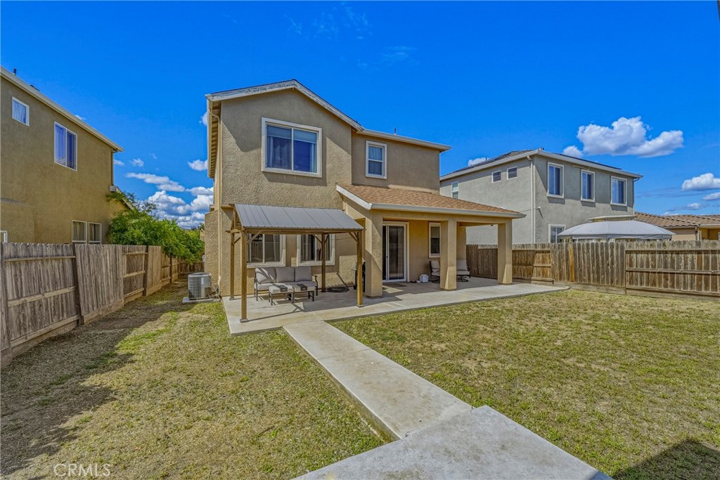 4324 Strathmore Pl, Merced, CA 95348