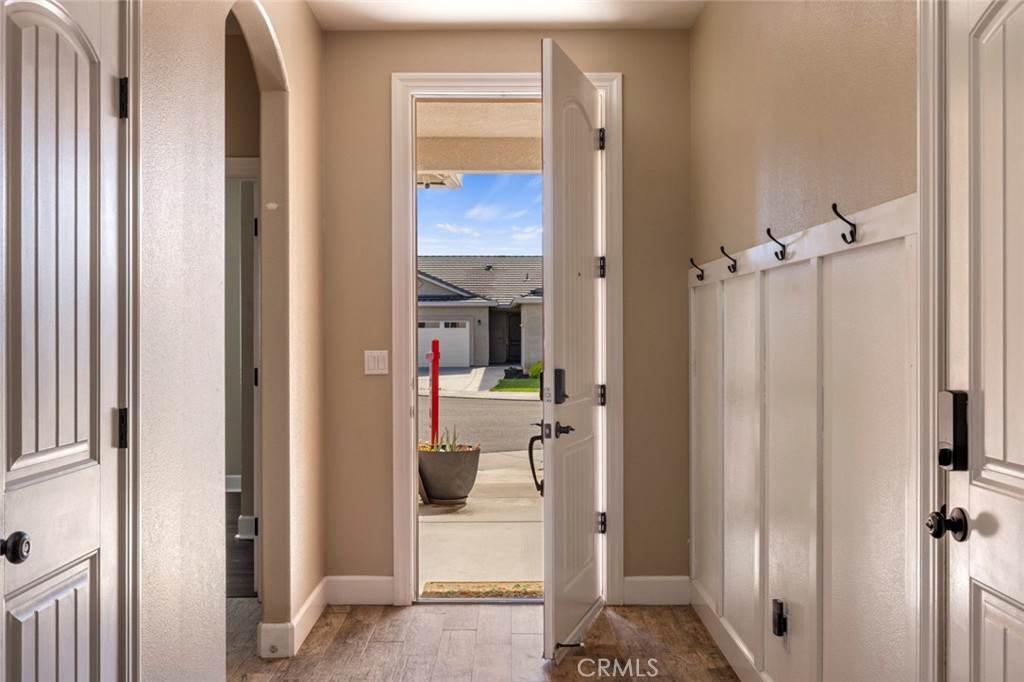 4043 Wood Creek Ct, Merced, CA 95348