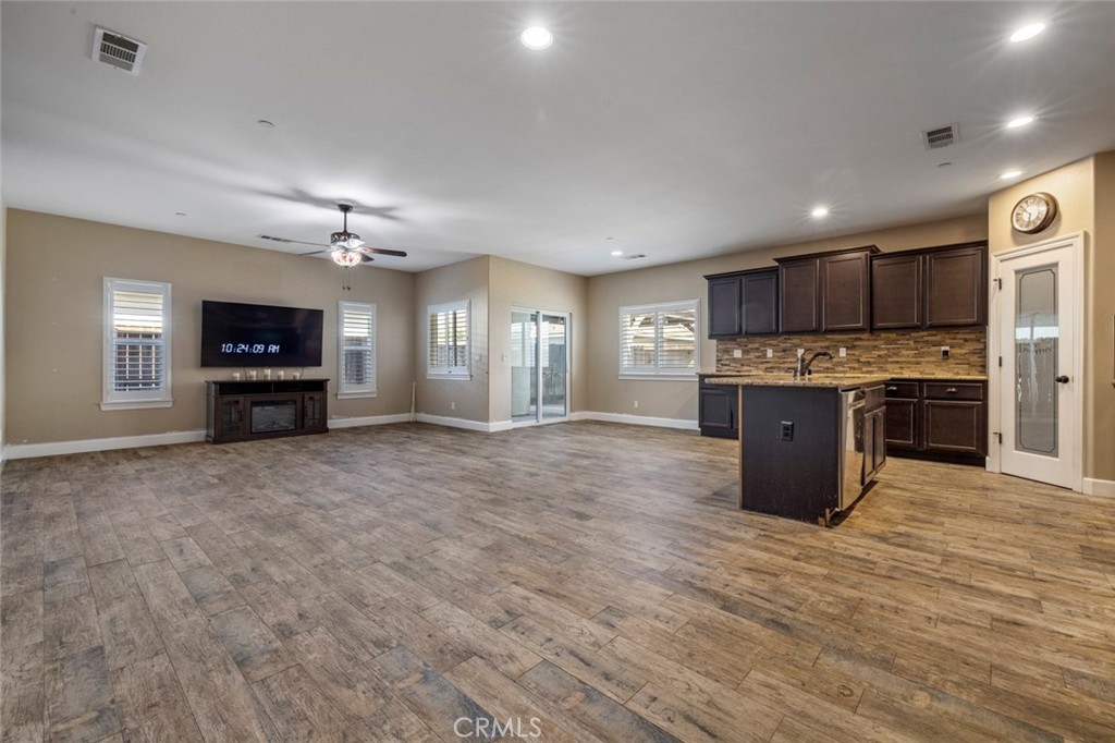 4043 Wood Creek Ct, Merced, CA 95348