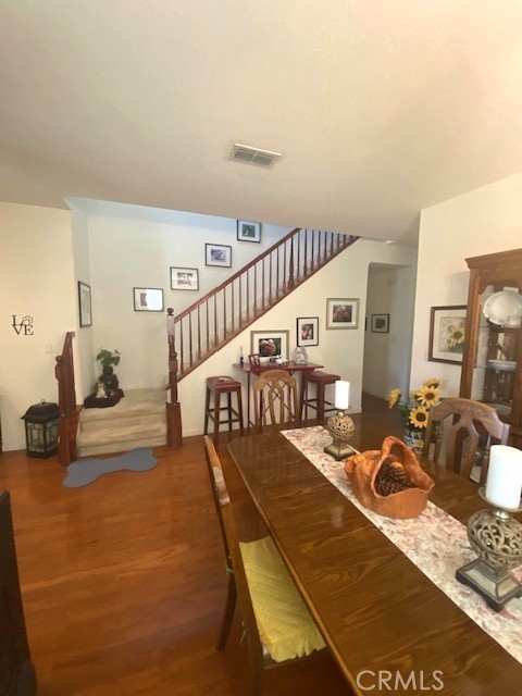 1220 E Springer Dr, Turlock, CA 95382