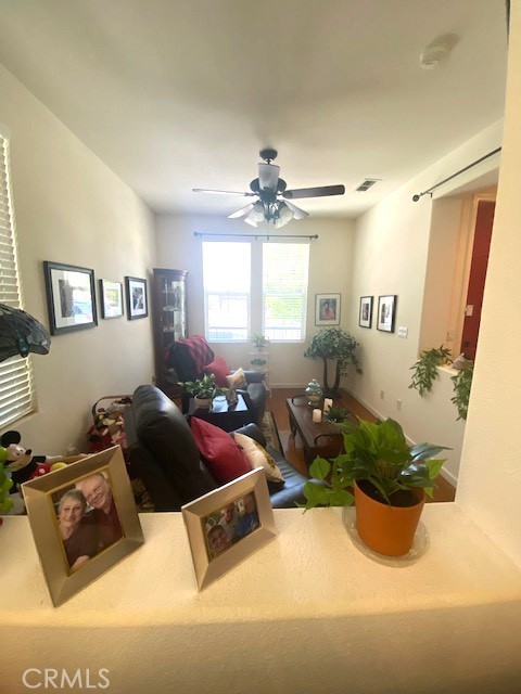 1220 E Springer Dr, Turlock, CA 95382