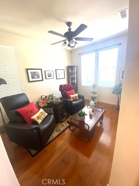 1220 E Springer Dr, Turlock, CA 95382