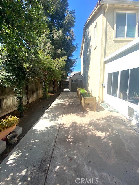 1220 E Springer Dr, Turlock, CA 95382