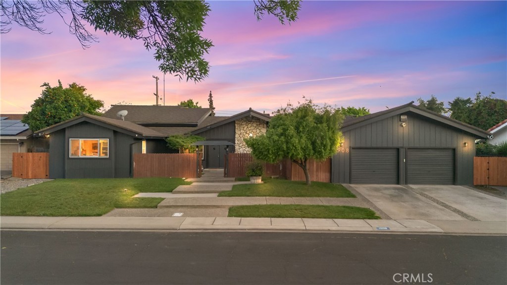 1908 Chelwood, Modesto, CA 95355