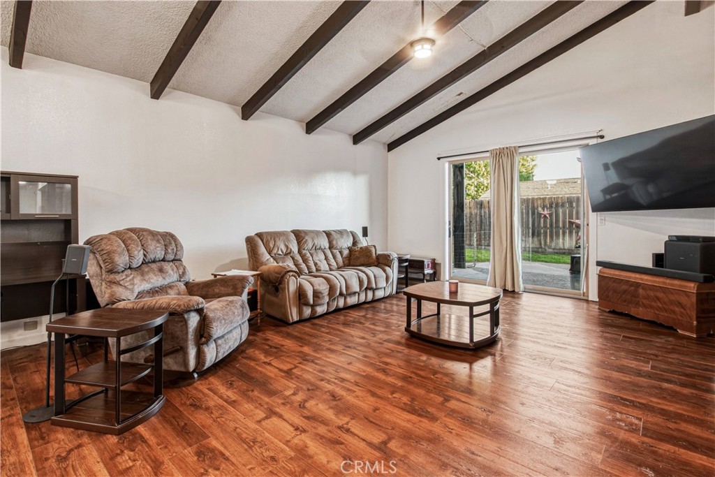 1908 Chelwood, Modesto, CA 95355