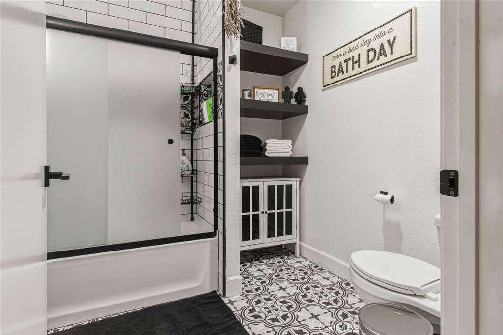 1908 Chelwood, Modesto, CA 95355