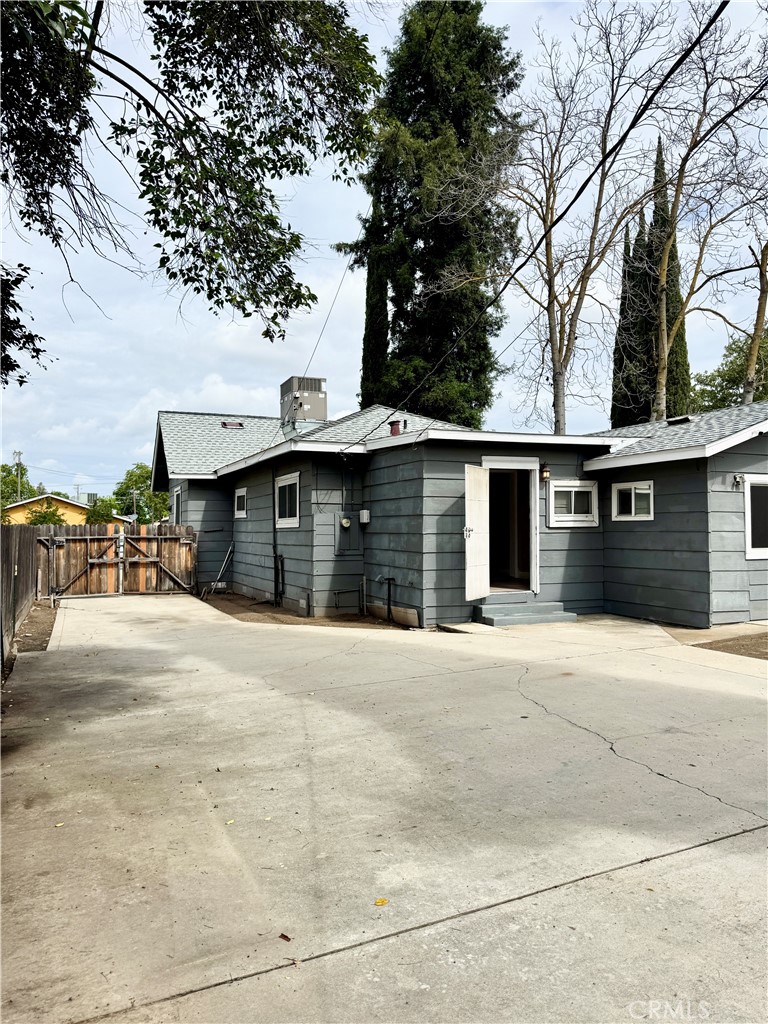 522 Wolfe, Turlock, CA 95380