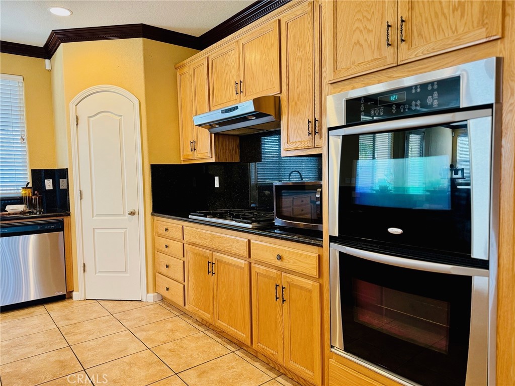 15185 Torrey Pines Cir, Chowchilla, CA 93610