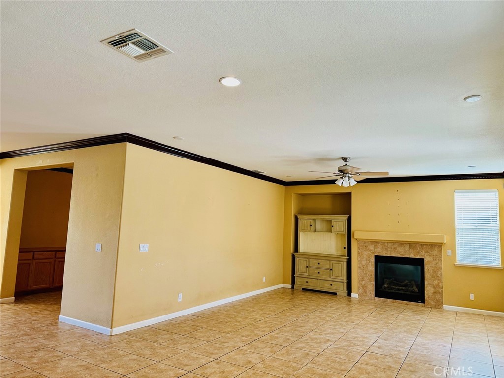 15185 Torrey Pines Cir, Chowchilla, CA 93610