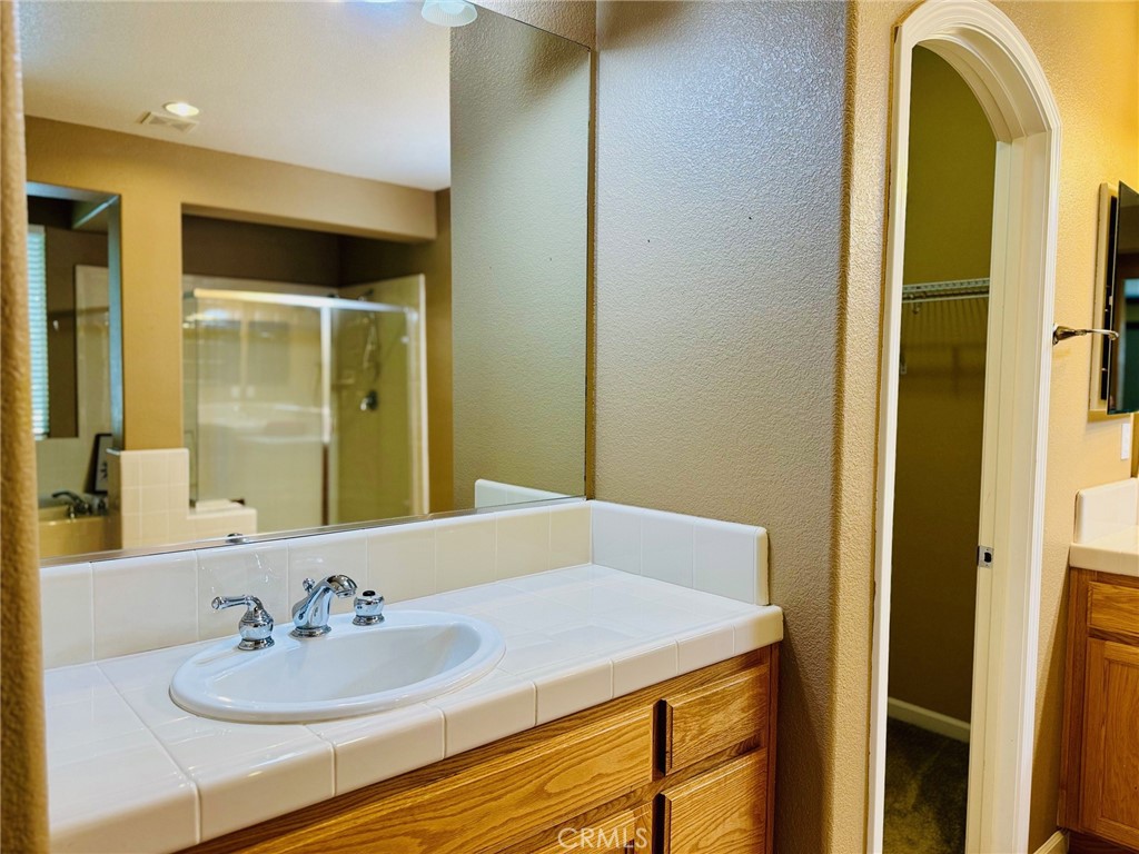 15185 Torrey Pines Cir, Chowchilla, CA 93610
