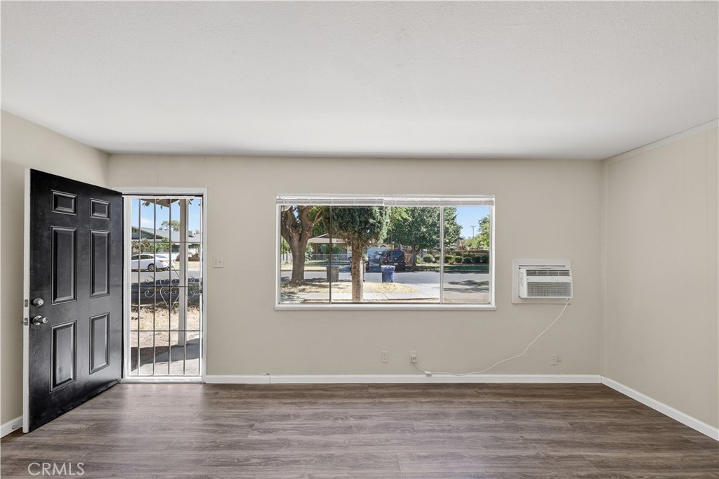 520 W 9th St, Merced, CA 95341