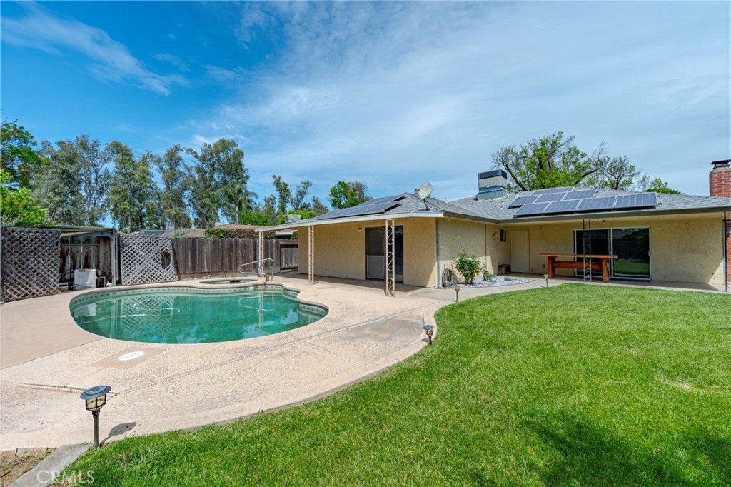 564 Della Ct, Merced, CA 95348