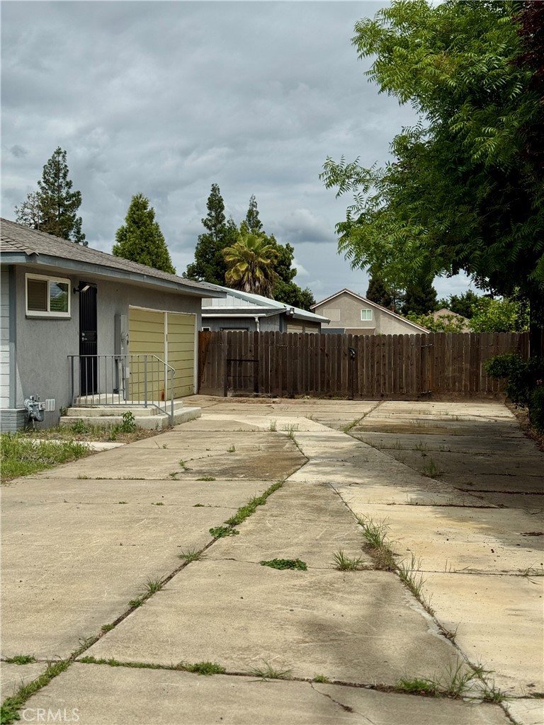 1101 E Monte Vista, Turlock, CA 95382