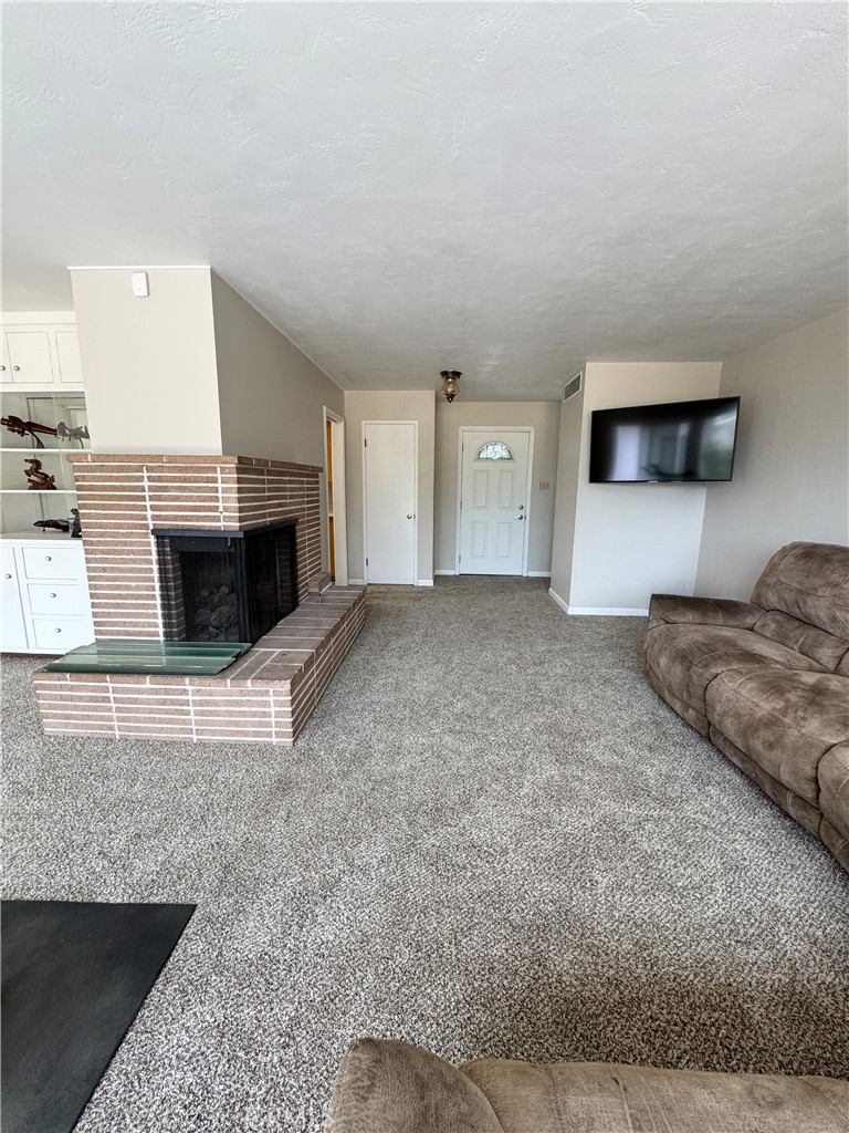 1101 E Monte Vista, Turlock, CA 95382