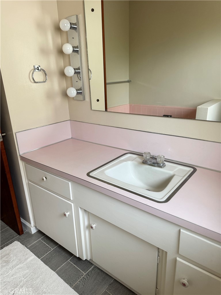 1101 E Monte Vista, Turlock, CA 95382