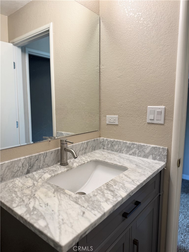 1101 E Monte Vista, Turlock, CA 95382