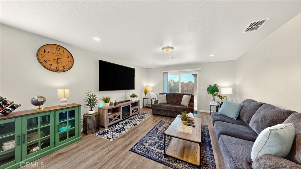 753 Taryn Ct, Merced, CA 95341