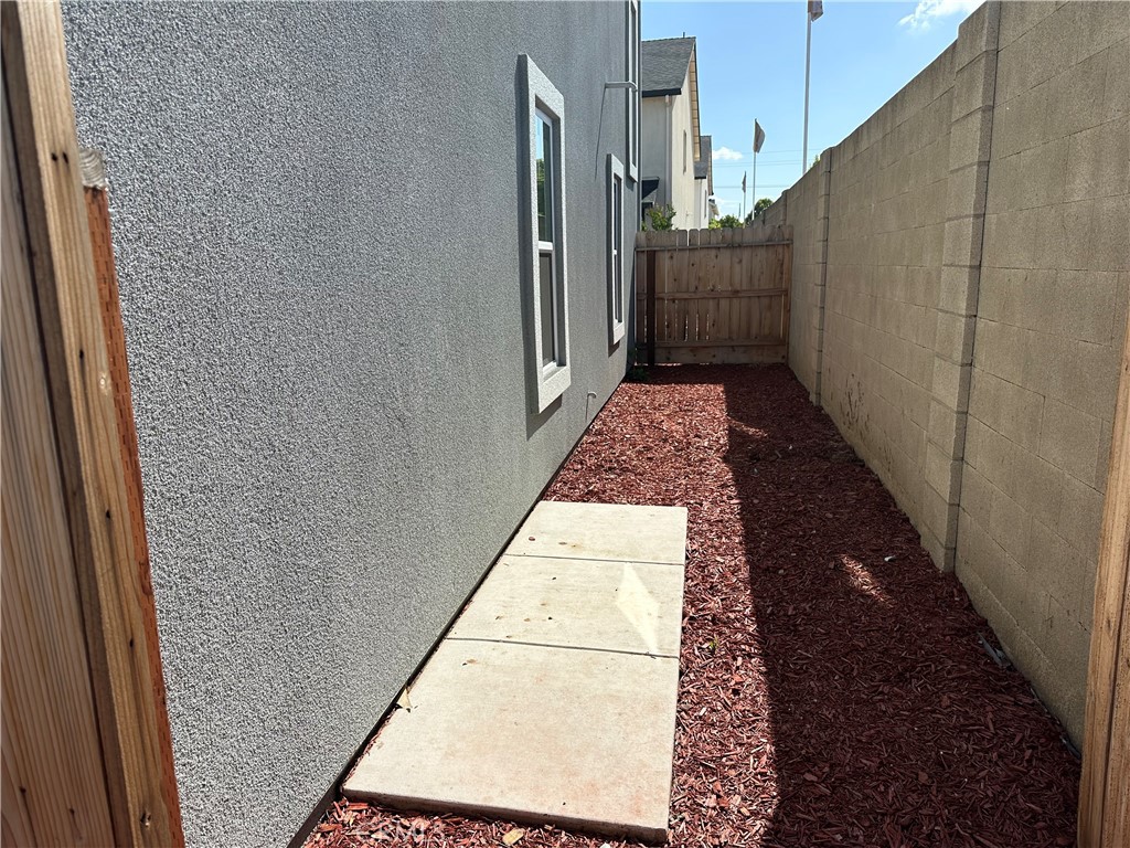 236 Montage Dr, Merced, CA 95348