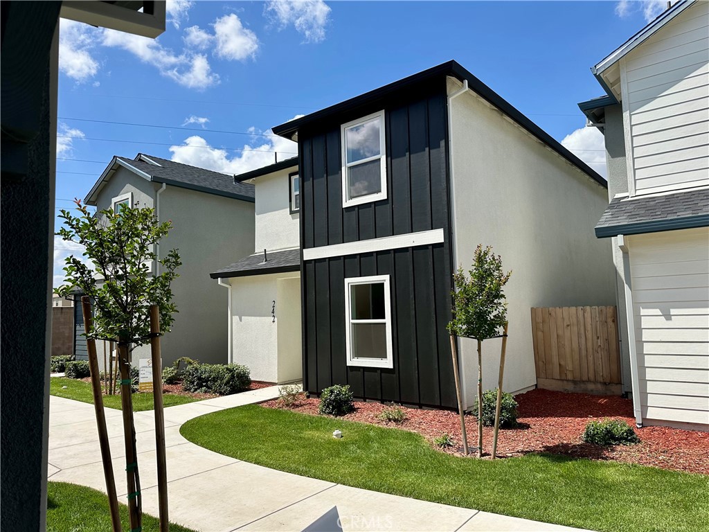 242 Montage Dr, Merced, CA 95348