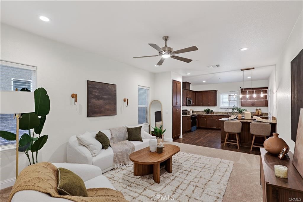 242 Montage Dr, Merced, CA 95348