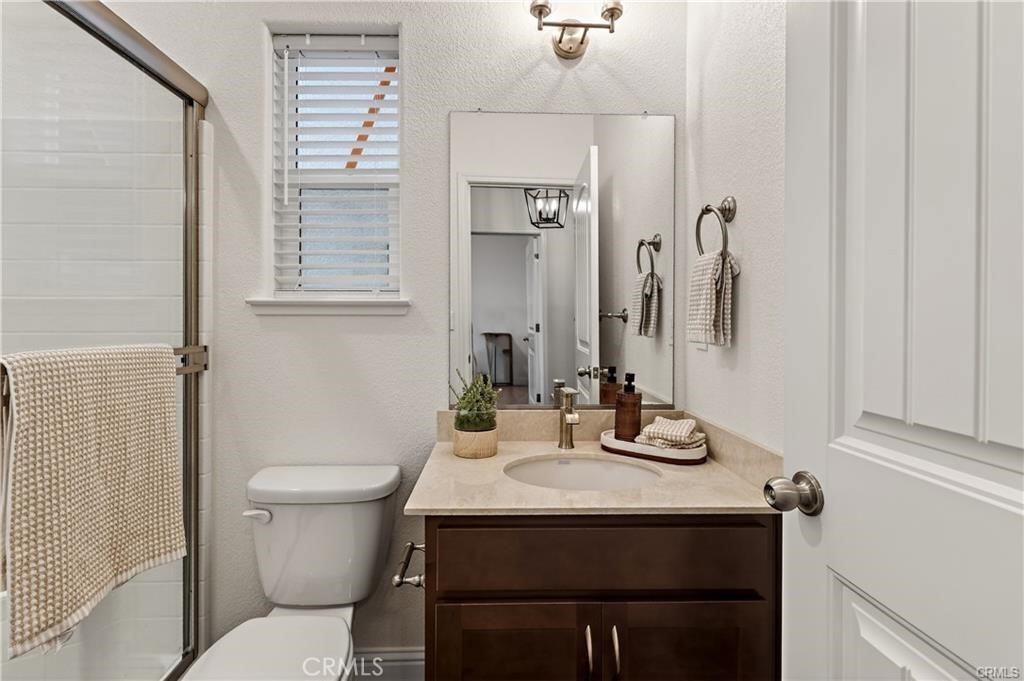 242 Montage Dr, Merced, CA 95348