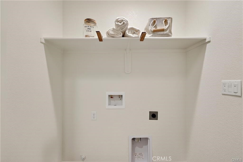 242 Montage Dr, Merced, CA 95348