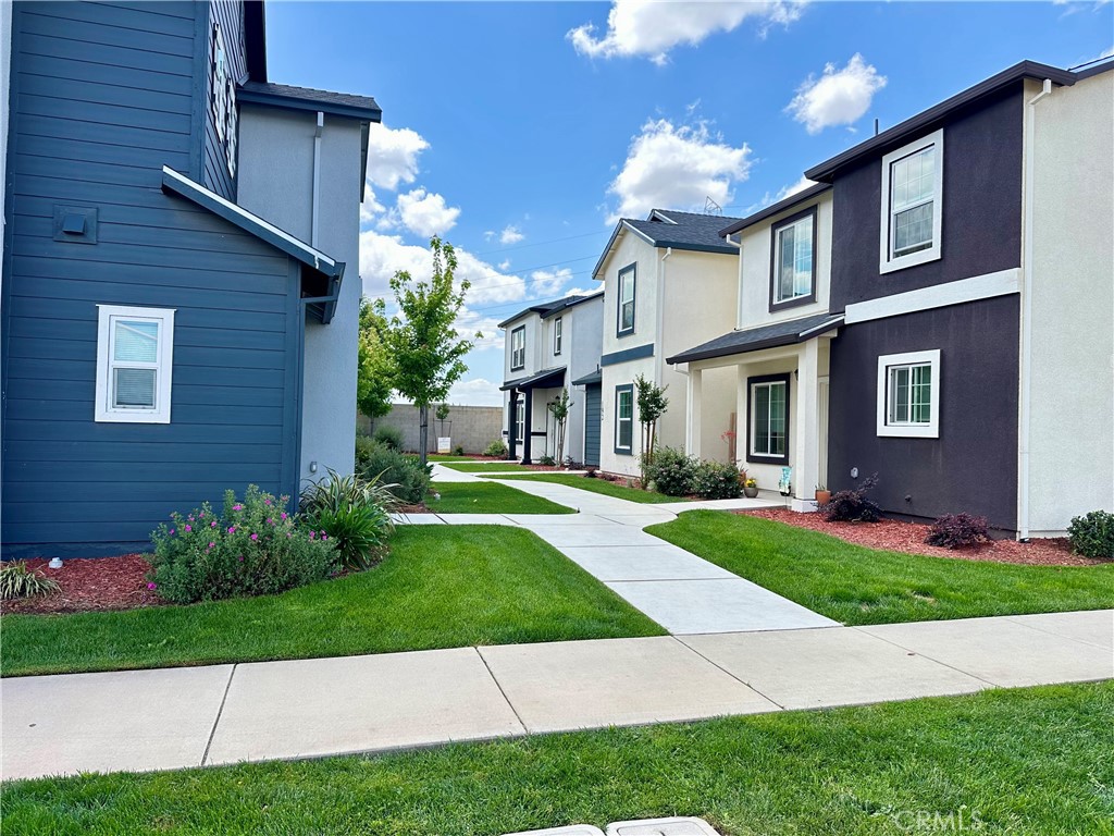 184 Montage Dr, Merced, CA 95348