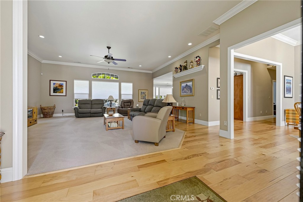 3283 Willow Run, Merced, CA 95340